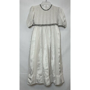 Strasburg Ivory Silk Smocked Christmas Embroidered Dress Sz. 4 Beautiful! Chrty